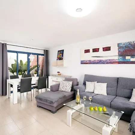 Villa Lomo Blanco By